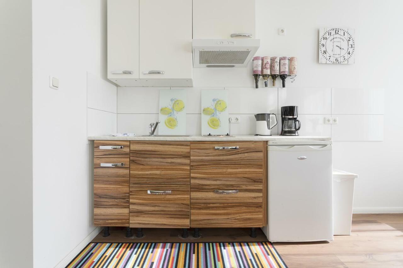 Studio Apartment Niemetzstr 51 Berlin Ngoại thất bức ảnh